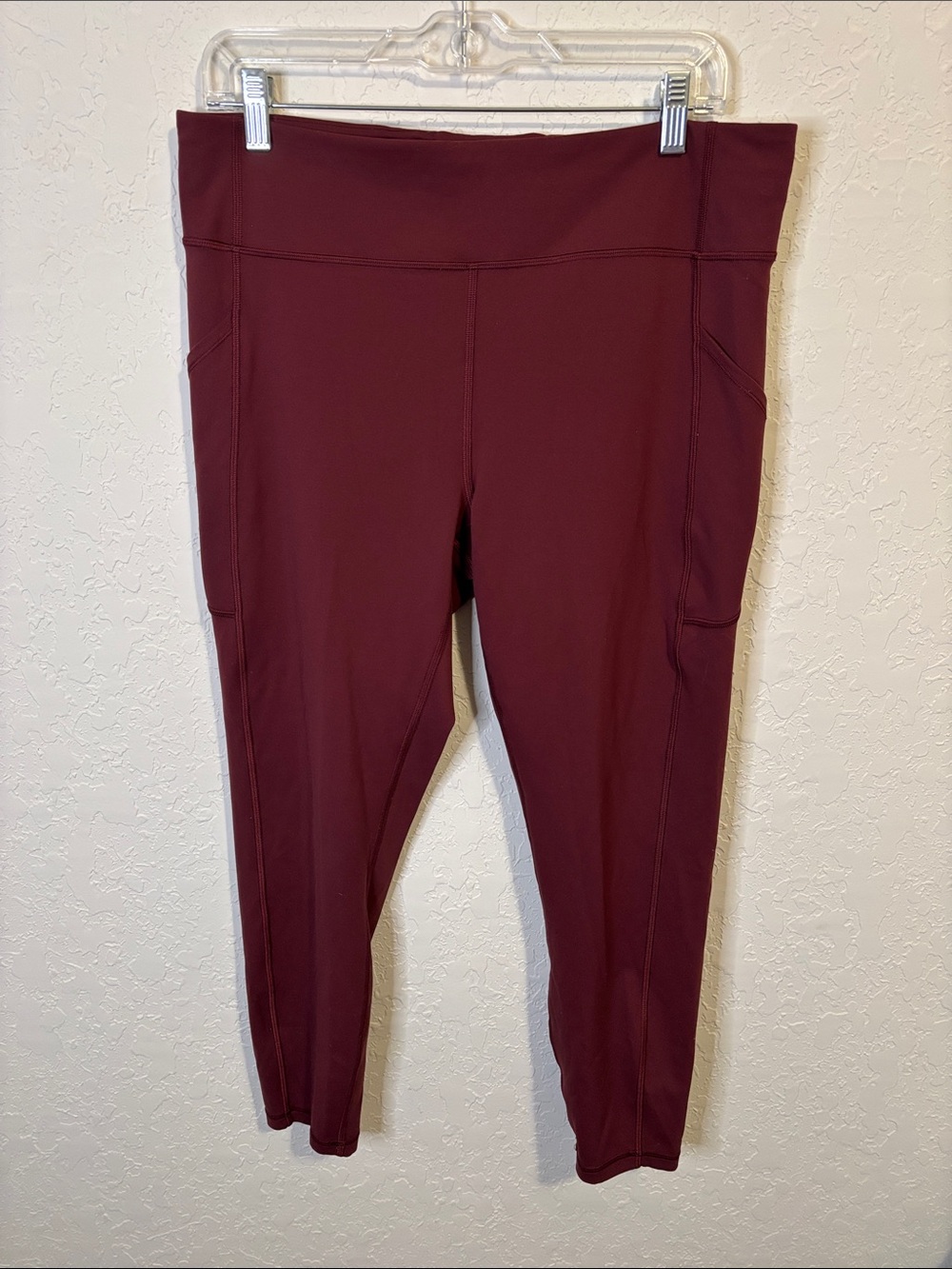Lululemon Invigorate High-Rise Tight
25"